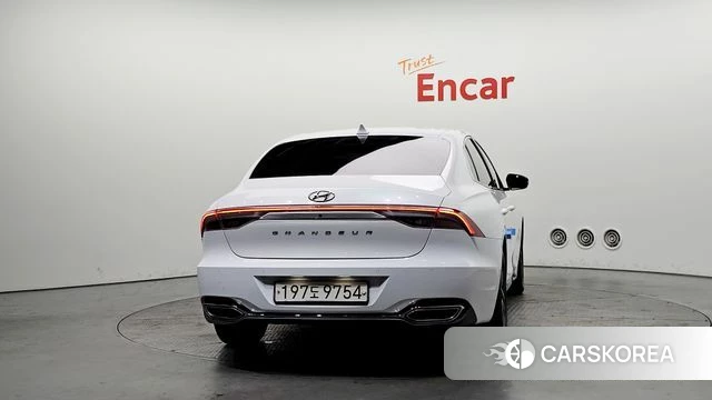 Hyundai The New Grandeur IG id 3884876 из Кореи 14