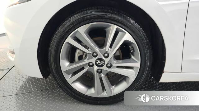 Hyundai Avante AD id 4568823 из Кореи 24
