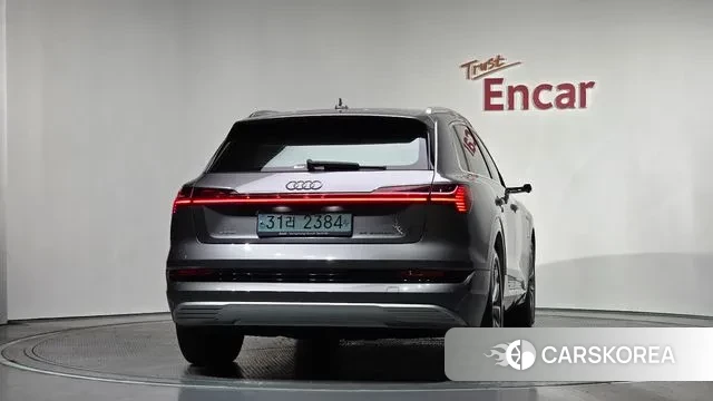 Audi e-Tron id 3681002 из Кореи 14