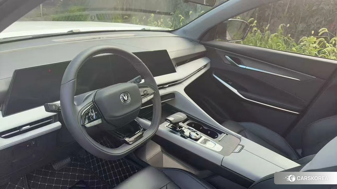 Chang'an CS75 PLUS 2024 Белый из Китая, фото 4
