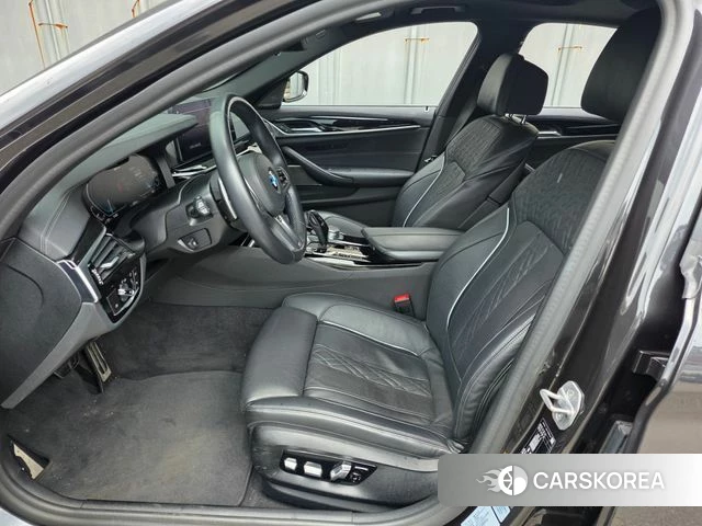 BMW 5 Series (G30) id 4410121 из Кореи 7