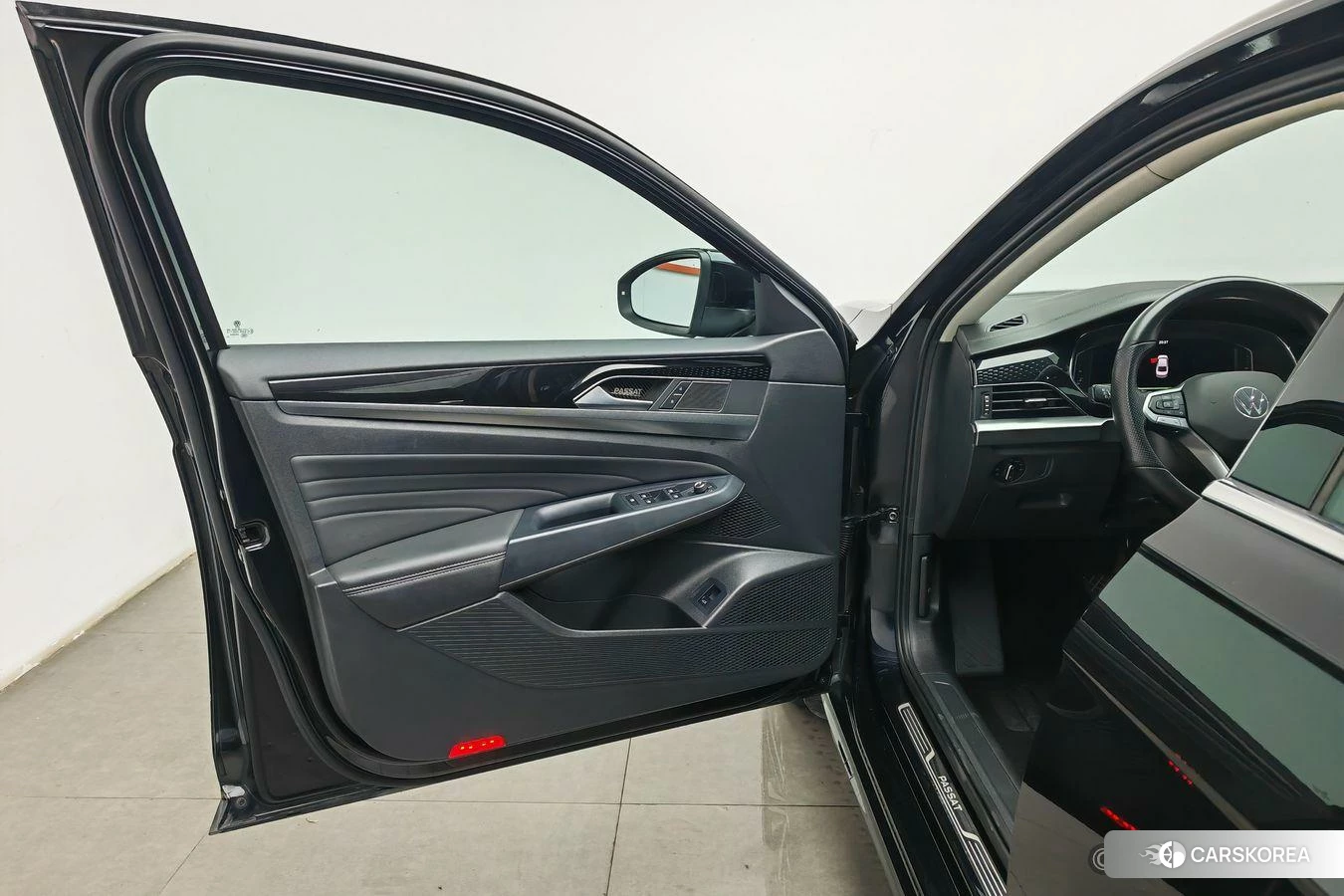 Volkswagen Passat id 4486125 из Китая 18