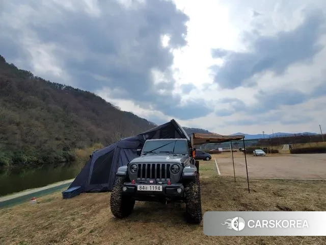 Jeep Gladiator (JT) 2021 Серебристо-серый из Кореи, фото 4