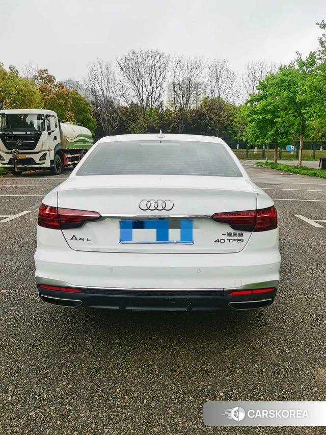 Audi A4L 2022 Белый из Китая, фото 4