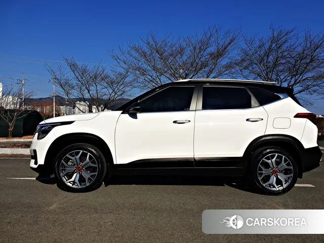 Kia Seltos id 3517184 из Кореи 14