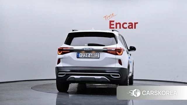 Kia Seltos id 4415623 из Кореи 32