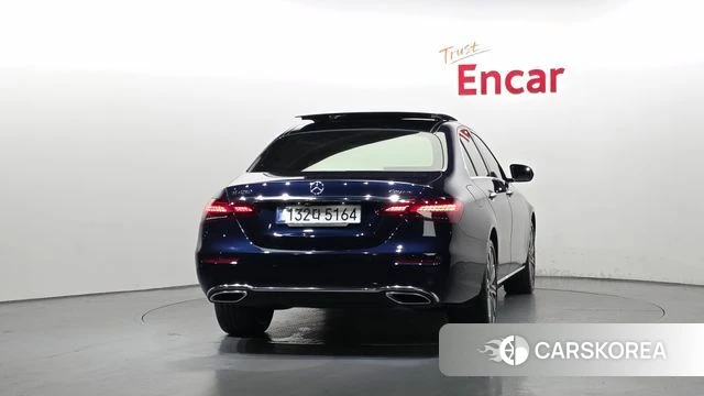Mercedes-Benz E-Class W213 id 4482047 из Кореи 27