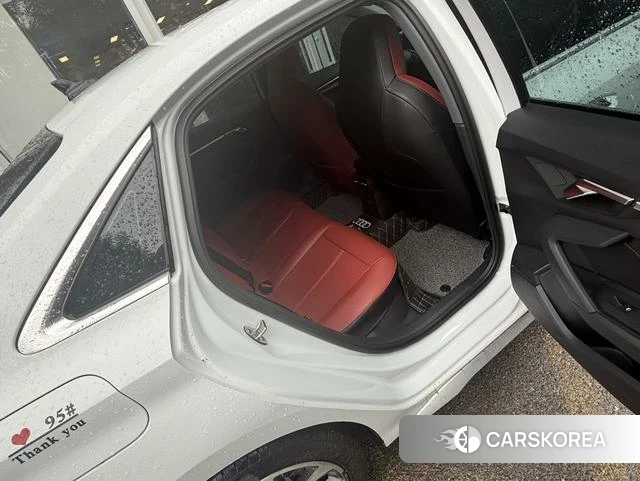 Audi A3 2023 Белый из Китая, фото 4