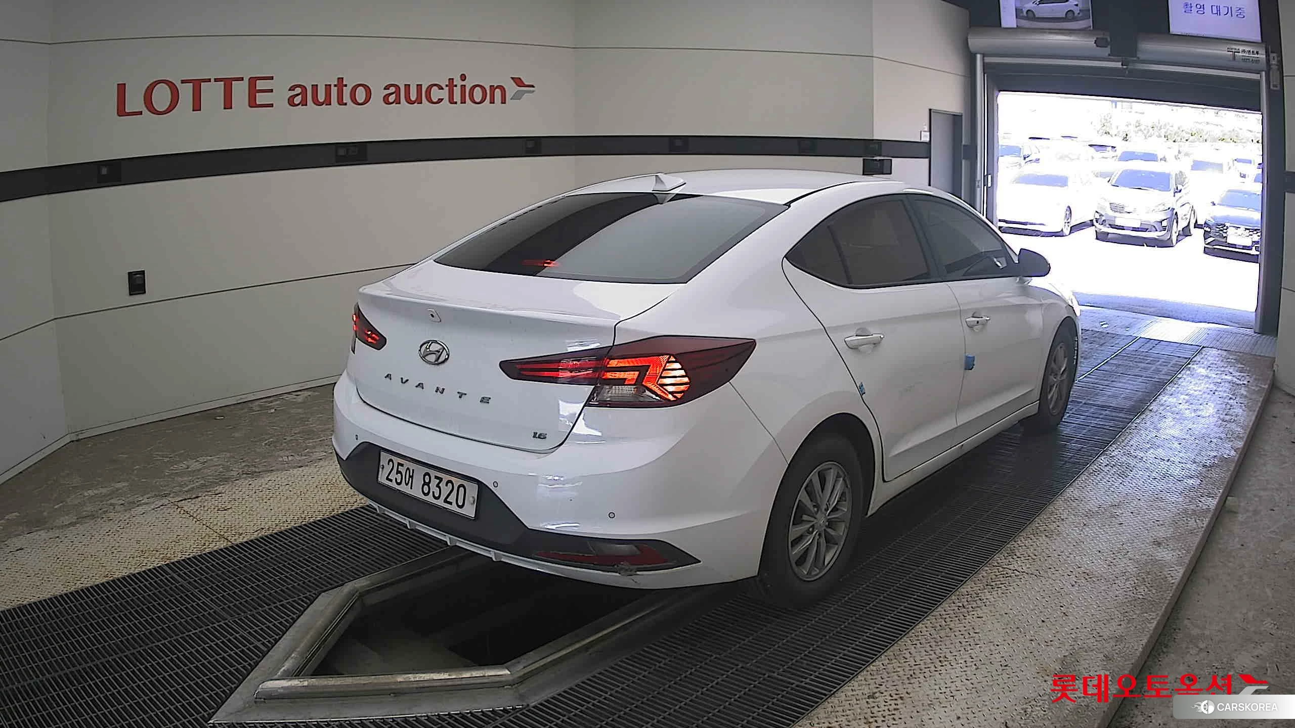 Hyundai Avante id 4679333 из Кореи 32