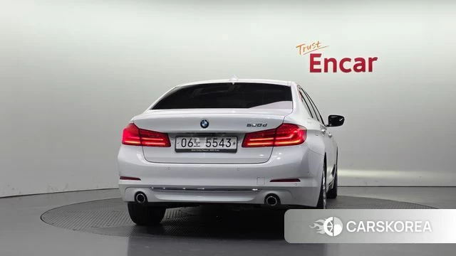 BMW 5 Series (G30) id 4931191 из Кореи 14