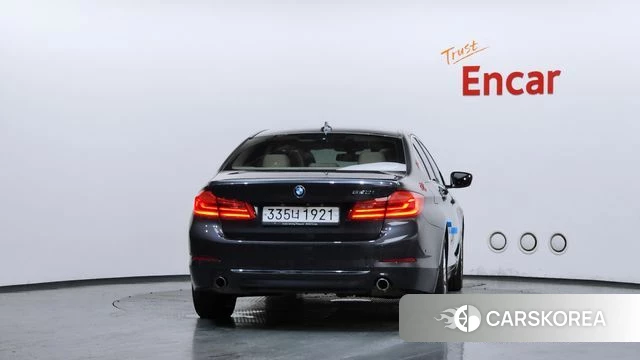 BMW 5 Series (G30) id 4732435 из Кореи 14