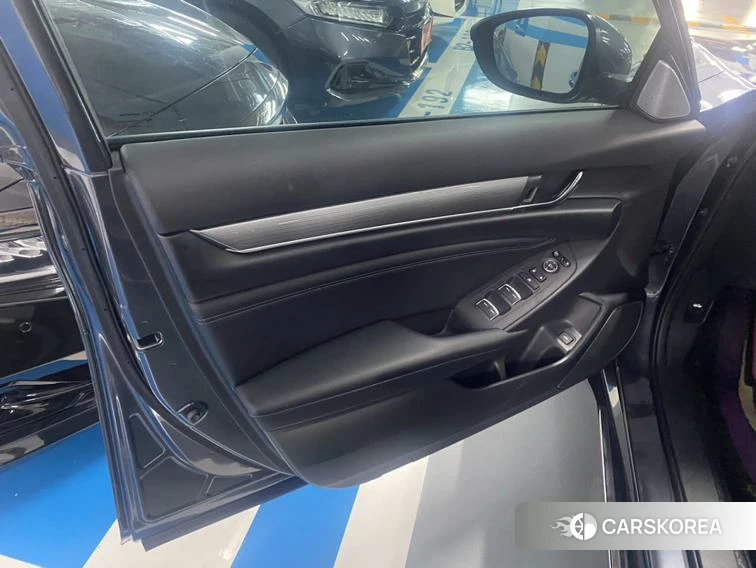 Honda Accord id 4406056 из Китая 34