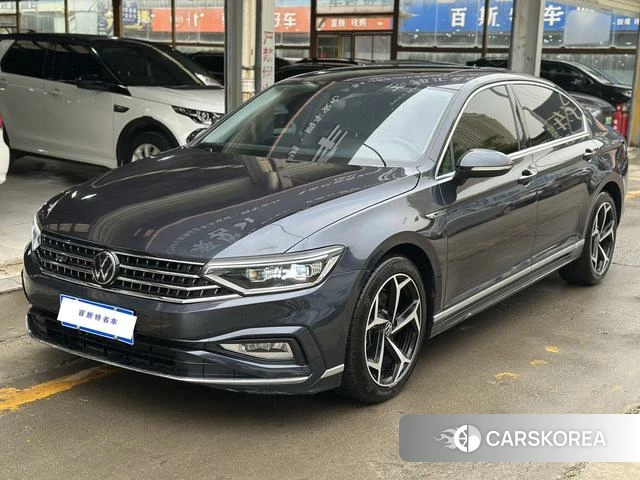 Volkswagen Magotan 2023 Черный из Китая, фото 5