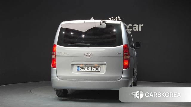 Hyundai The New Grand Starex id 3879880 из Кореи 14