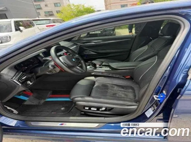 BMW 5 Series (G30) id 2899606 из Кореи 4