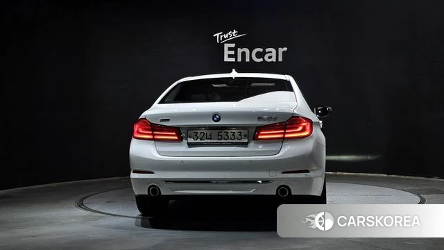 BMW 5 Series (G30) id 4430448 из Кореи 25