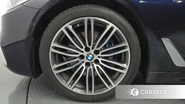 BMW 5 Series (G30) id 4424175 из Кореи 26