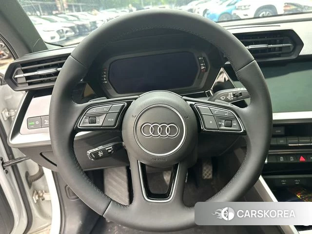 Audi A3 2022 Белый из Китая, фото 4