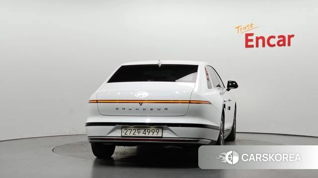 Hyundai Grandeur Hybrid (GN7) id 4302591 из Кореи 30