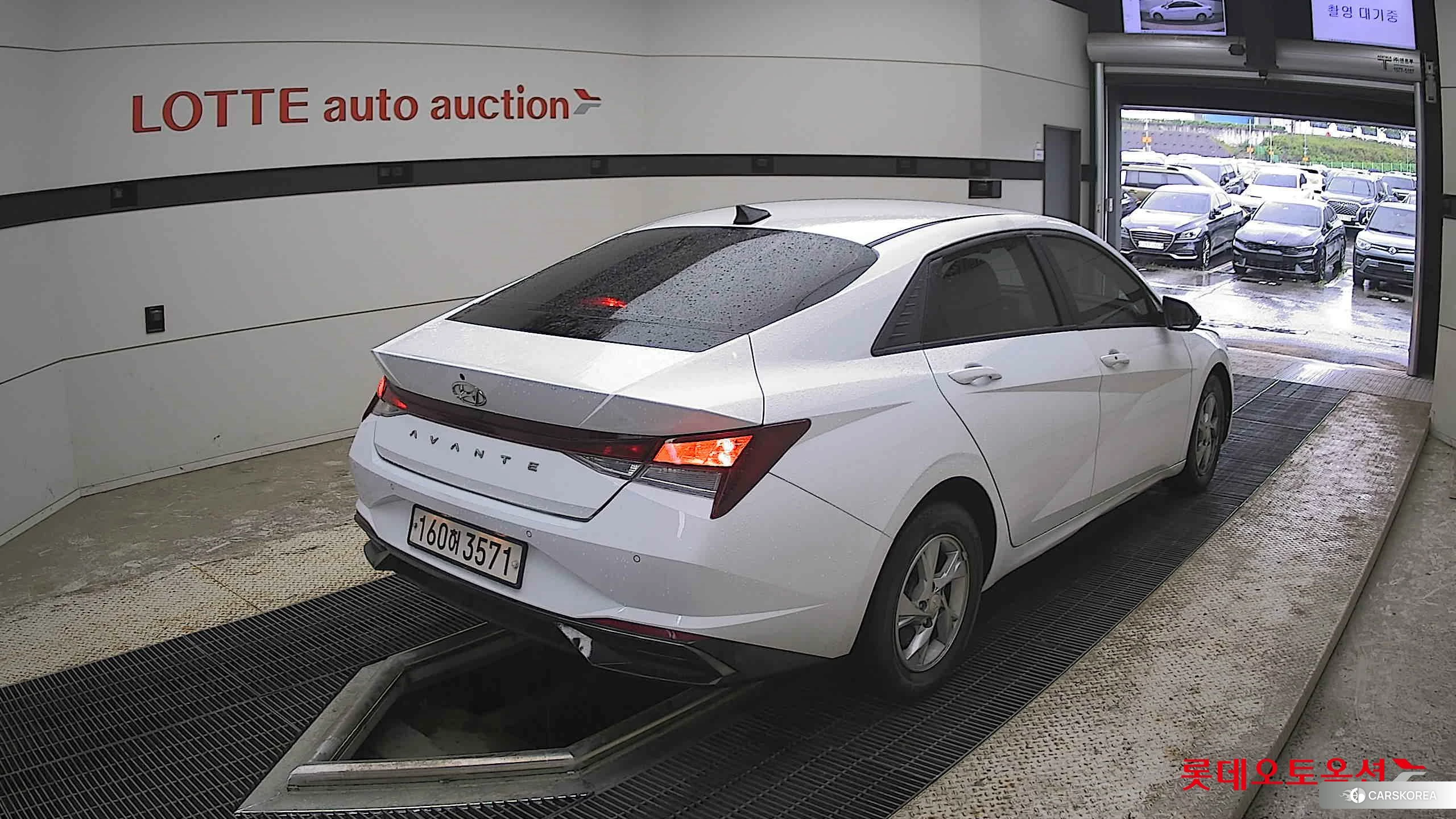 Hyundai Avante id 4352359 из Кореи 32