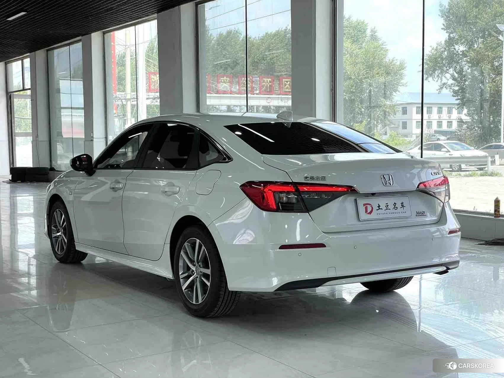 Honda Civic id 4468026 из Китая 13