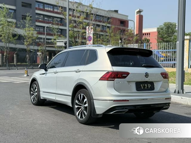 Volkswagen Tiguan L id 4276941 из Китая 17