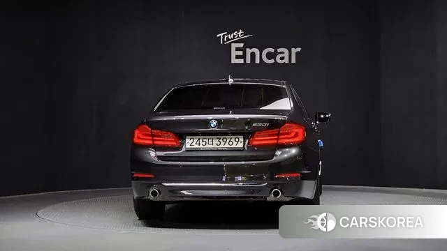 BMW 5 Series (G30) id 3484282 из Кореи 14