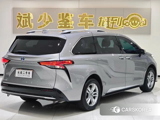 Toyota Saina id 4301554 из Китая 9
