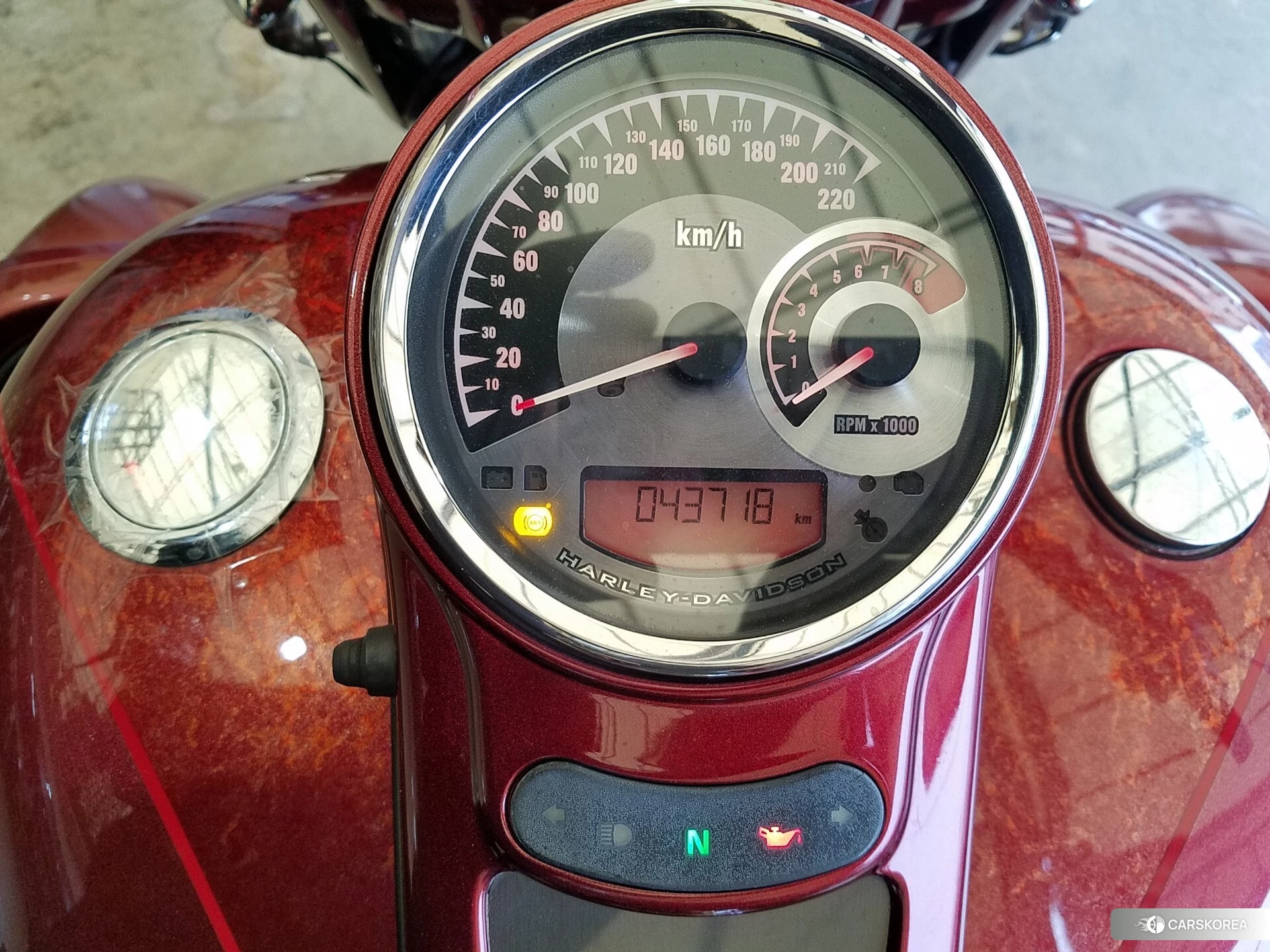 Проданный Harley-Davidson Road King Custom FLHRSE1800CVO 2013 из Японии, фото 5