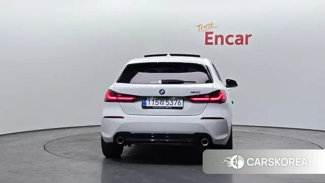 BMW 1 Series (F40) id 3770239 из Кореи 14