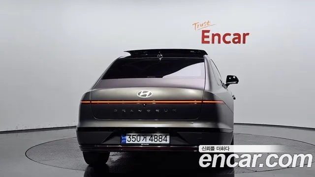 Hyundai Grandeur (GN7) id 2934996 из Кореи 14