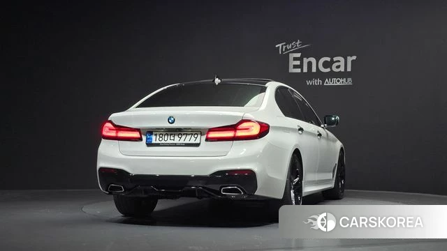 BMW 5 Series (G30) id 3880214 из Кореи 14