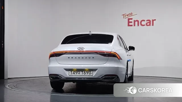 Hyundai The New Grandeur IG id 3660341 из Кореи 14