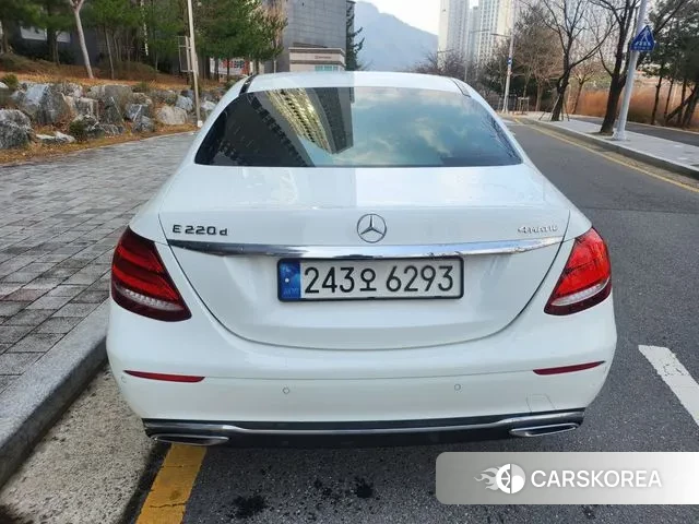 Mercedes-Benz E-Class W213 id 3761251 из Кореи 14