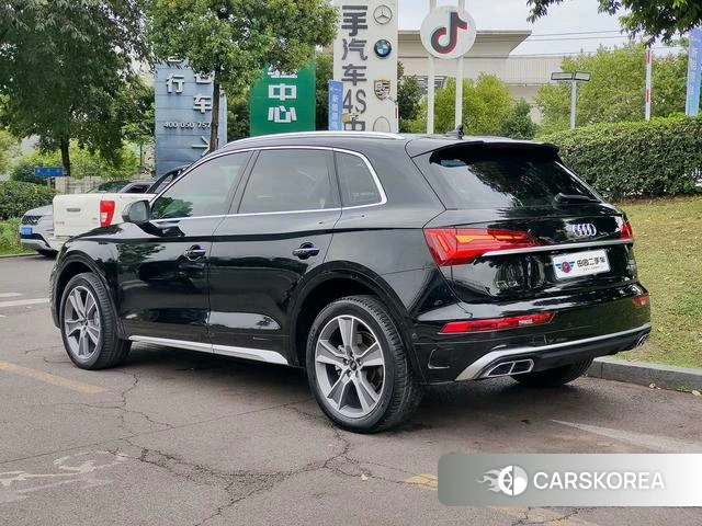 Audi Q5L 2022 Черный из Китая, фото 4