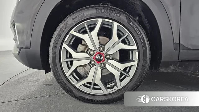 Kia Seltos id 3651101 из Кореи 14