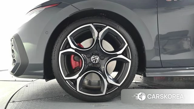 Volkswagen Golf 8th Generation id 4387735 из Кореи 24