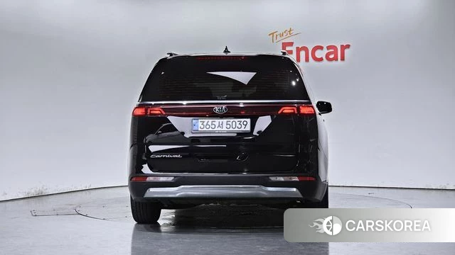 Kia Carnival 4th generation id 4542603 из Кореи 24
