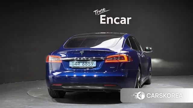 Tesla Model S id 3677408 из Кореи 14