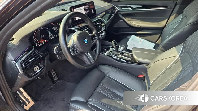 BMW 5 Series (G30) 2021 Серый из Кореи, фото 4