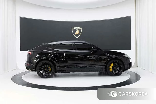 Lamborghini Urus id 4190534 из Китая 13