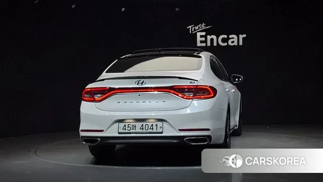 Hyundai Grandeur IG id 3380619 из Кореи 14