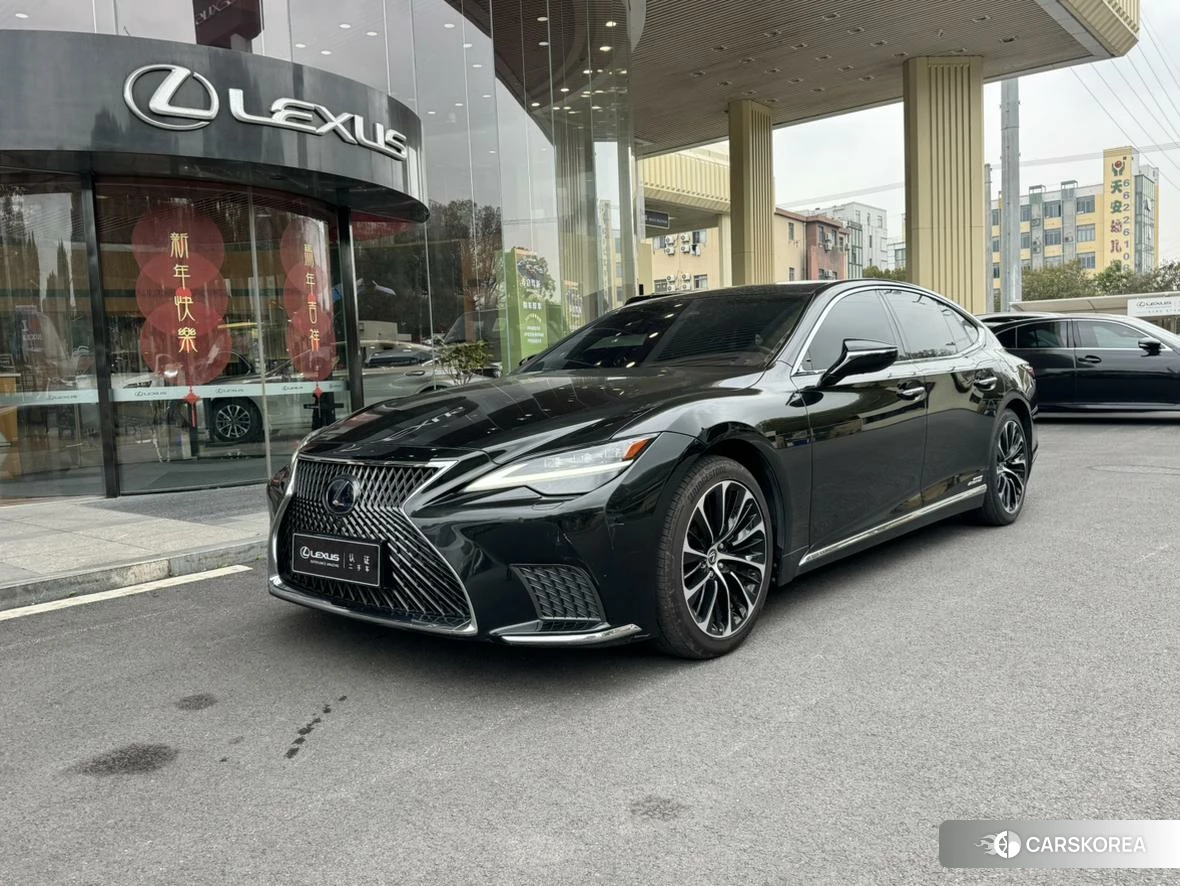 Lexus LS id 4511020 из Китая 12