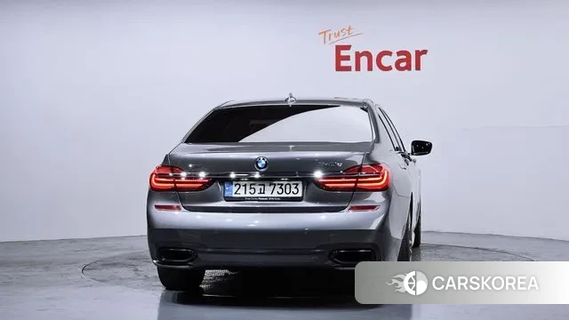 BMW 7 Series (G11) id 3656454 из Кореи 14