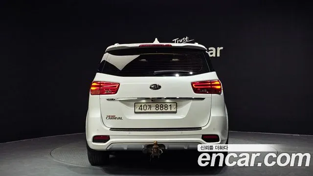 Kia The New Carnival id 2334046 из Кореи 14