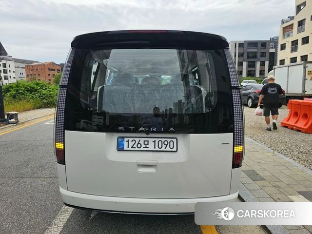 Hyundai Staria 2025 Белый из Кореи, фото 4