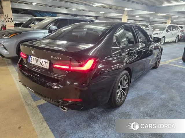 BMW 3 Series (G20) 2023 Черный из Кореи, фото 5