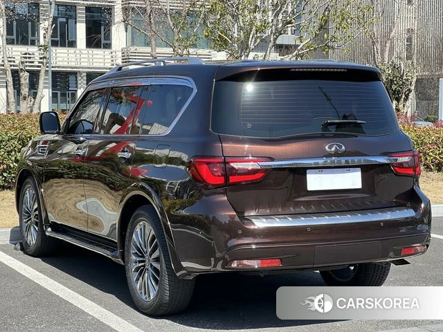 Infiniti QX80 id 4239433 из Китая 22