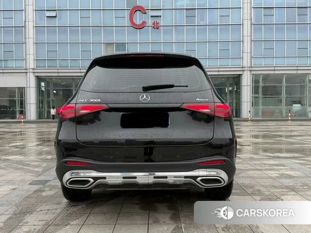 Mercedes-Benz GLC 2025 Черный из Китая, фото 4
