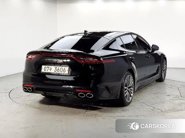 Kia Stinger id 3558121 из Кореи 14